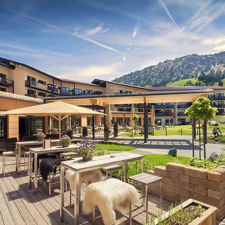 Panoramahotel Oberjoch-3